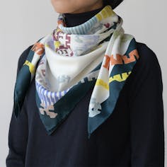 かろやかな鉄のスカーフ